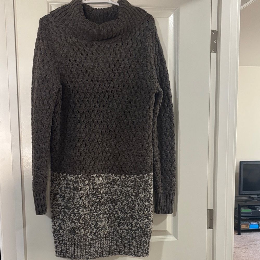 American Eagle Outfitters Brown and Gray Cowl Neck Sweater